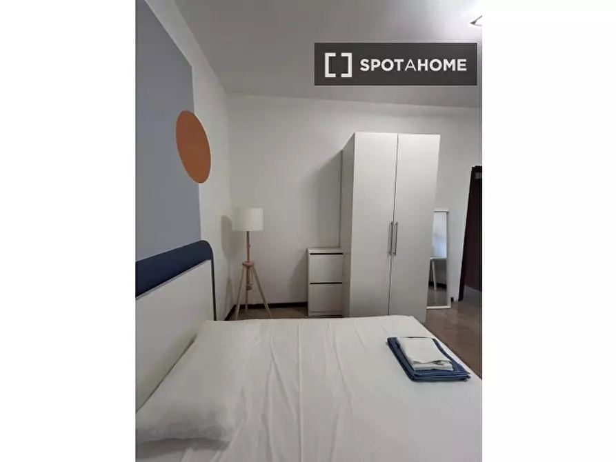 Immagine 4 di Camera condivisa in affitto  in del Risorgimento/a a Brescia