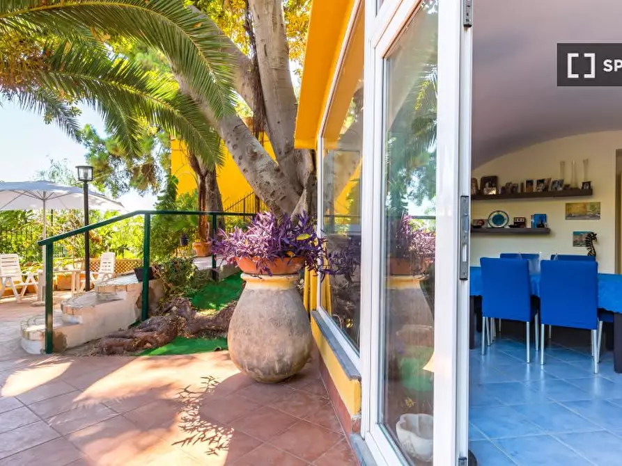 Immagine 19 di Appartamento in affitto  in Via del Parco Margherita a Napoli