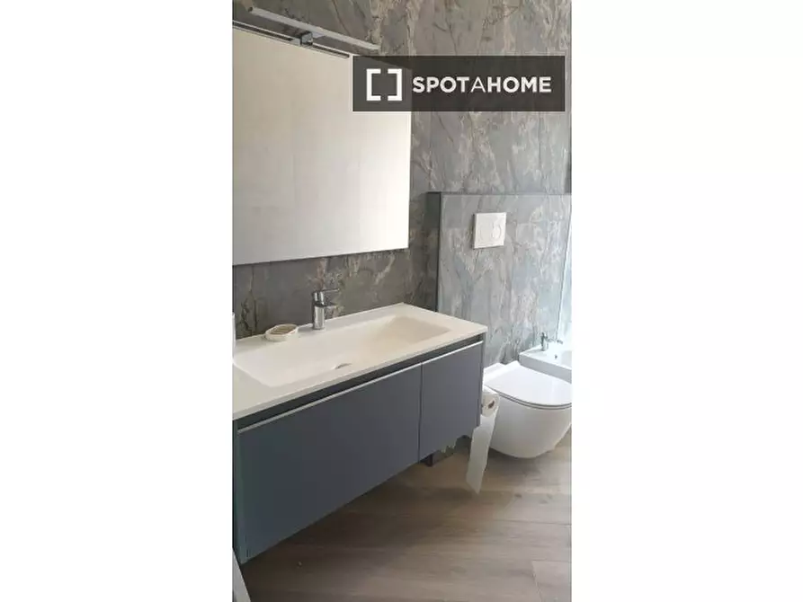 Immagine 5 di Ufficio in affitto  in Piazza Alfonso Neuschuler a Roma