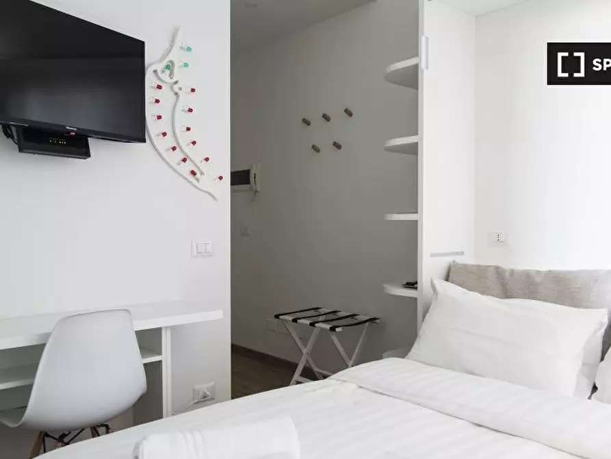 Immagine 3 di Ufficio in affitto  in Via Amatore Sciesa a Milano