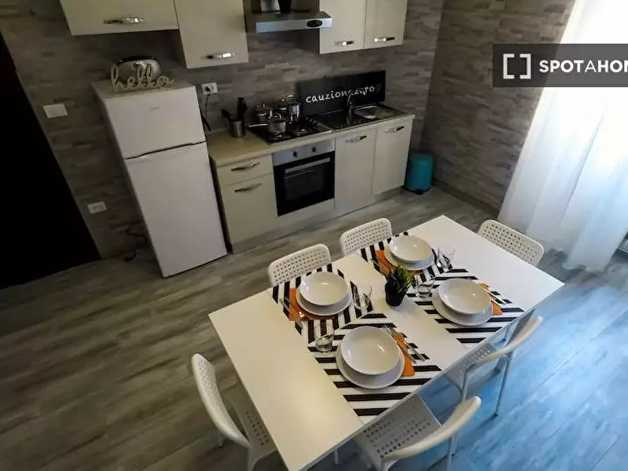 Immagine 5 di Camera condivisa in affitto  in Lattanzio Gambara a Brescia