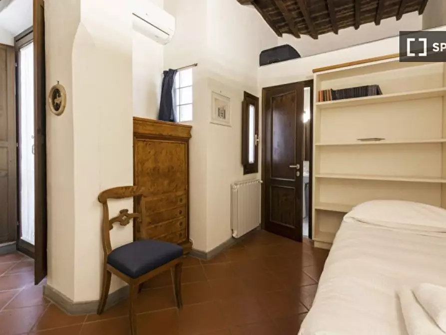 Immagine 16 di Appartamento in affitto  in Borgo S. Frediano a Firenze