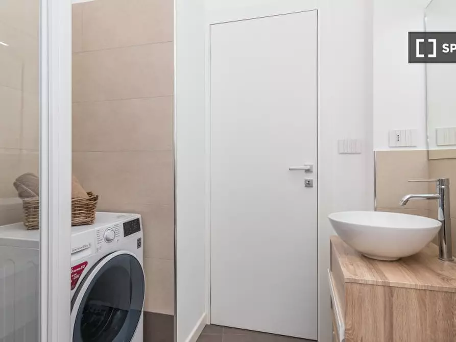 Immagine 14 di Appartamento in affitto  in Via Giulio Bizzozero a Torino