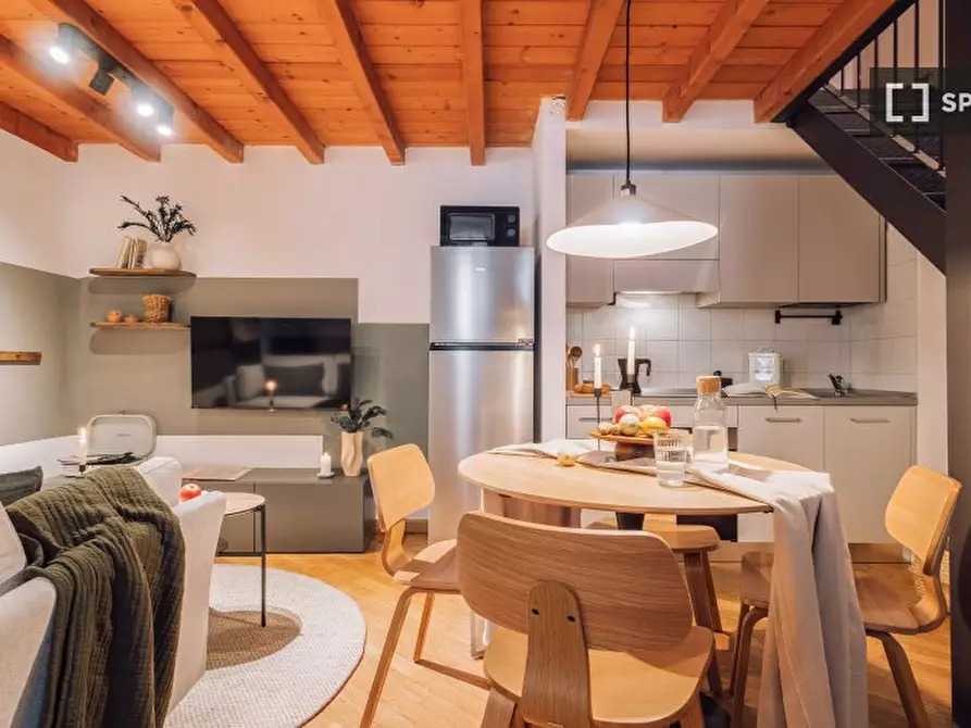 Immagine 15 di Appartamento in affitto  in Via dell'Orso a Milano