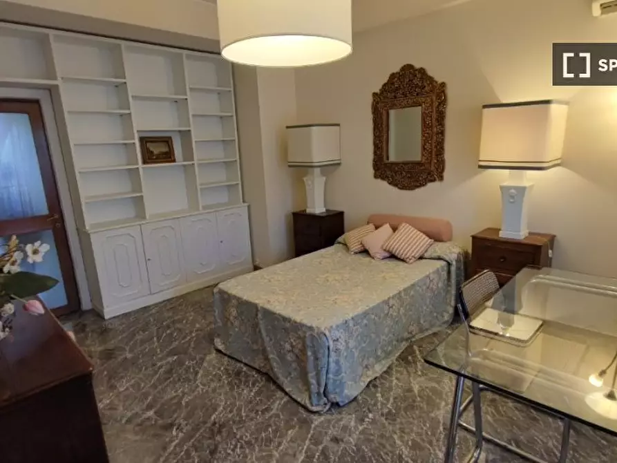 Immagine 1 di Camera condivisa in affitto  in Via della Camilluccia a Roma