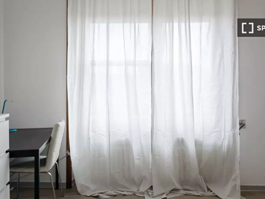 Immagine 3 di Camera condivisa in affitto  in Piazza Bolivar a Milano