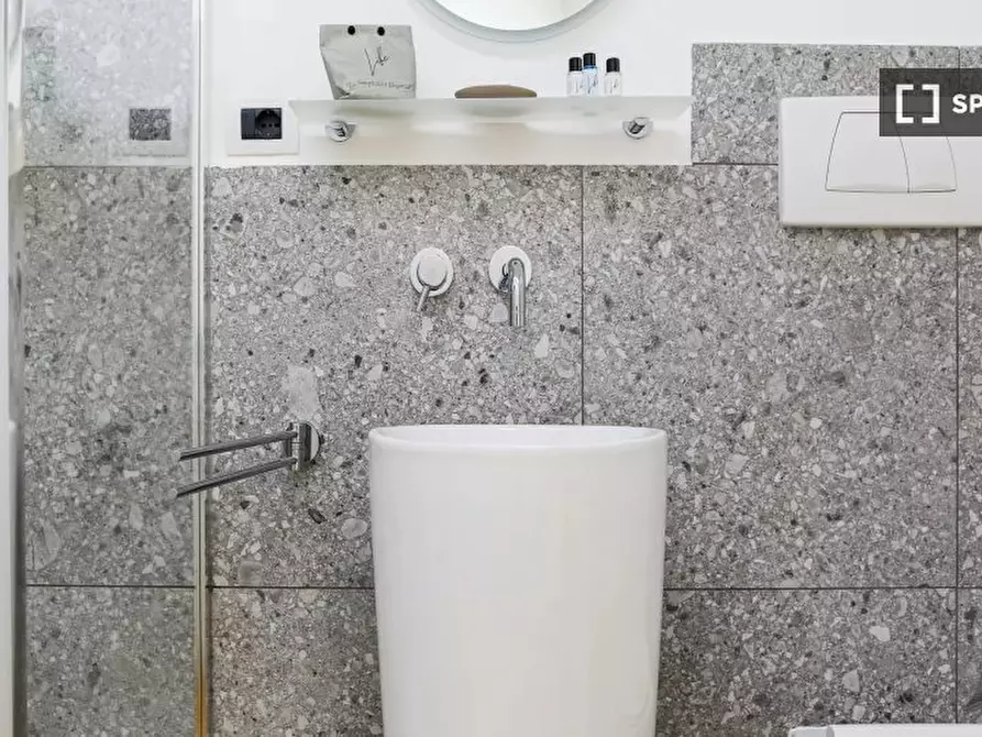 Immagine 18 di Appartamento in affitto  in Via Lodovico Mancini a Milano