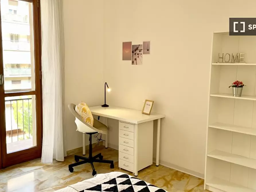 Immagine 6 di Camera condivisa in affitto  in VIA CADUTI DI CEFALONIA a Firenze