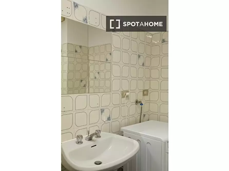 Immagine 5 di Camera condivisa in affitto  in Via Febbraio a Vimodrone