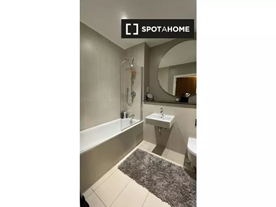 Immagine 6 di Camera condivisa in affitto  in Copenhagen Pl a Poplar