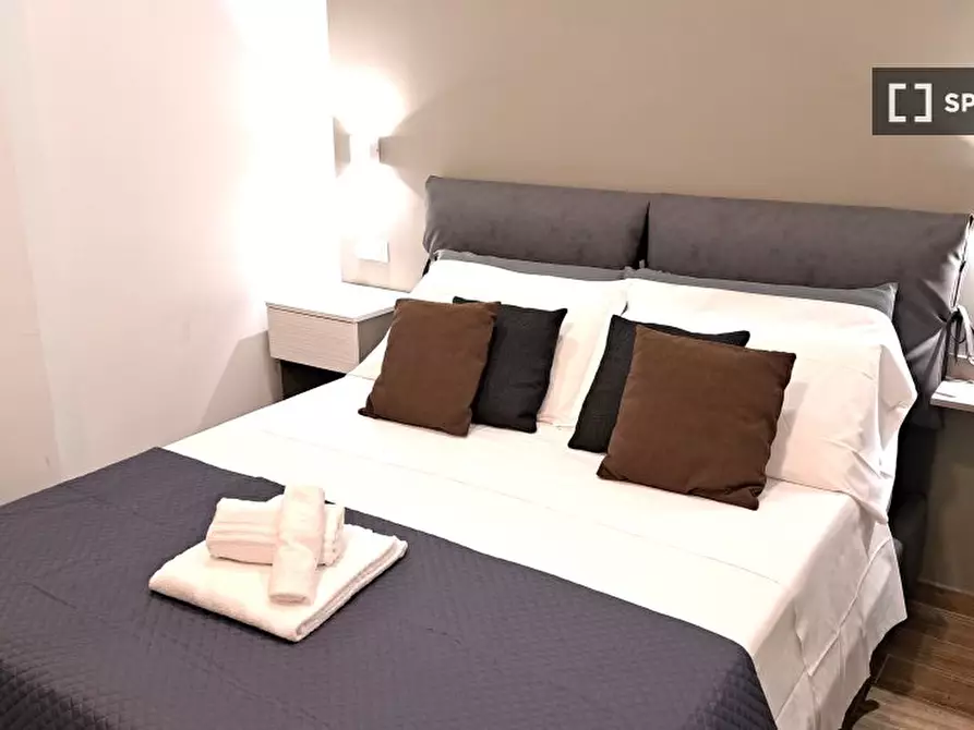 Immagine 17 di Appartamento in affitto  in Via Appia Nuova a Roma