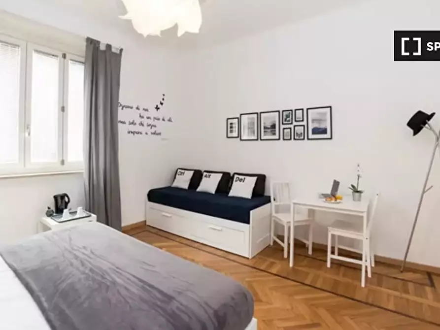 Immagine 4 di Camera condivisa in affitto  in Corso Massimo d'Azeglio a Torino