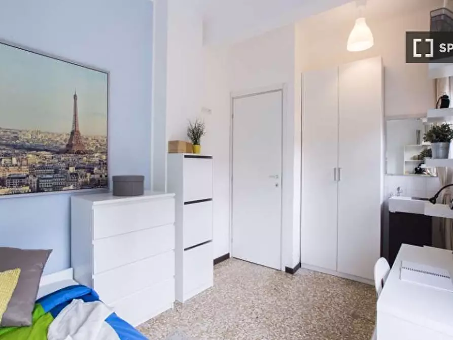 Immagine 6 di Camera condivisa in affitto  in Viale Carlo Espinasse Milan a Milano