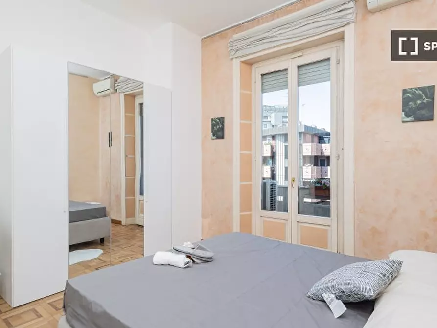 Immagine 3 di Camera condivisa in affitto  in Via Giovanni Battista Pergolesi a Milano