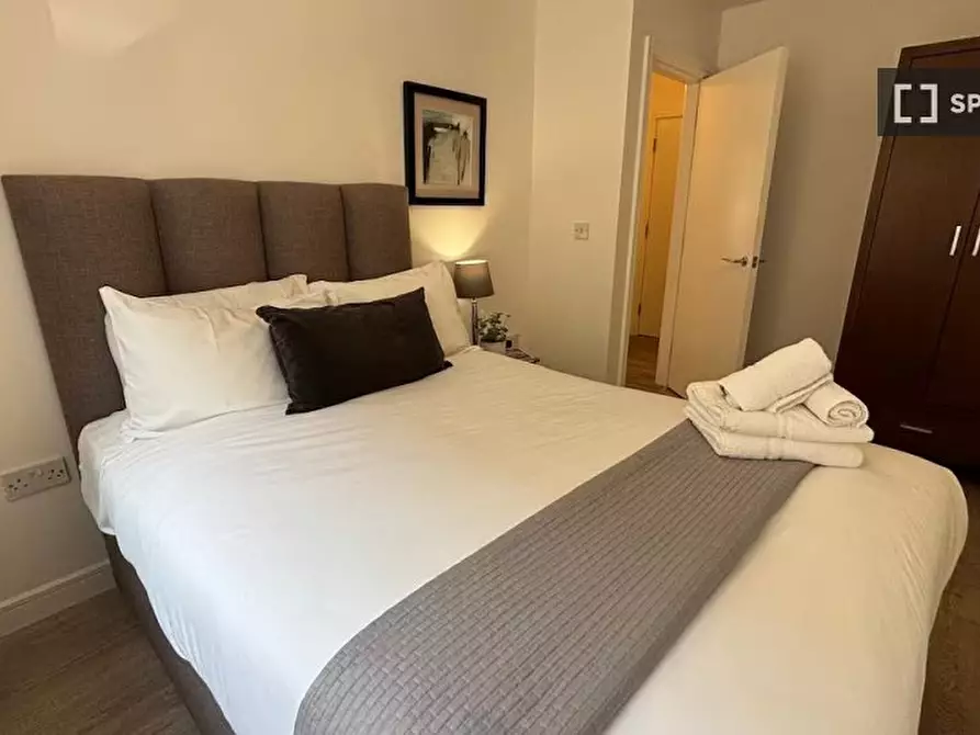 Immagine 7 di Appartamento in affitto  in Bromehead St, Whitechapel, London E1 2PQ, UK a Poplar