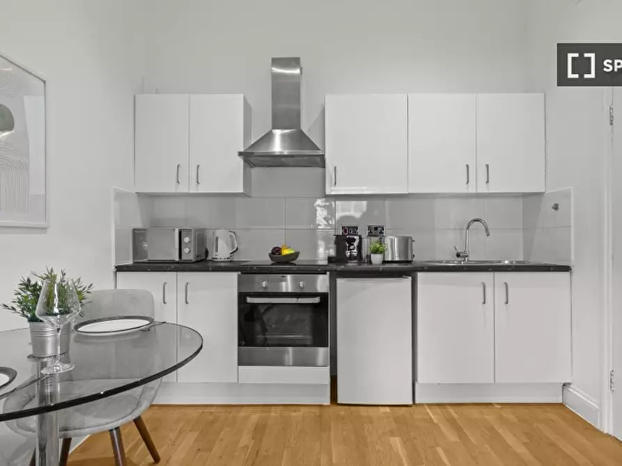 Immagine 11 di Ufficio in affitto  in Flat a Paddington