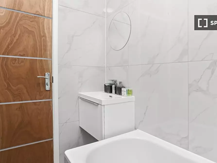 Immagine 11 di Appartamento in affitto  in flat d a Tottenham