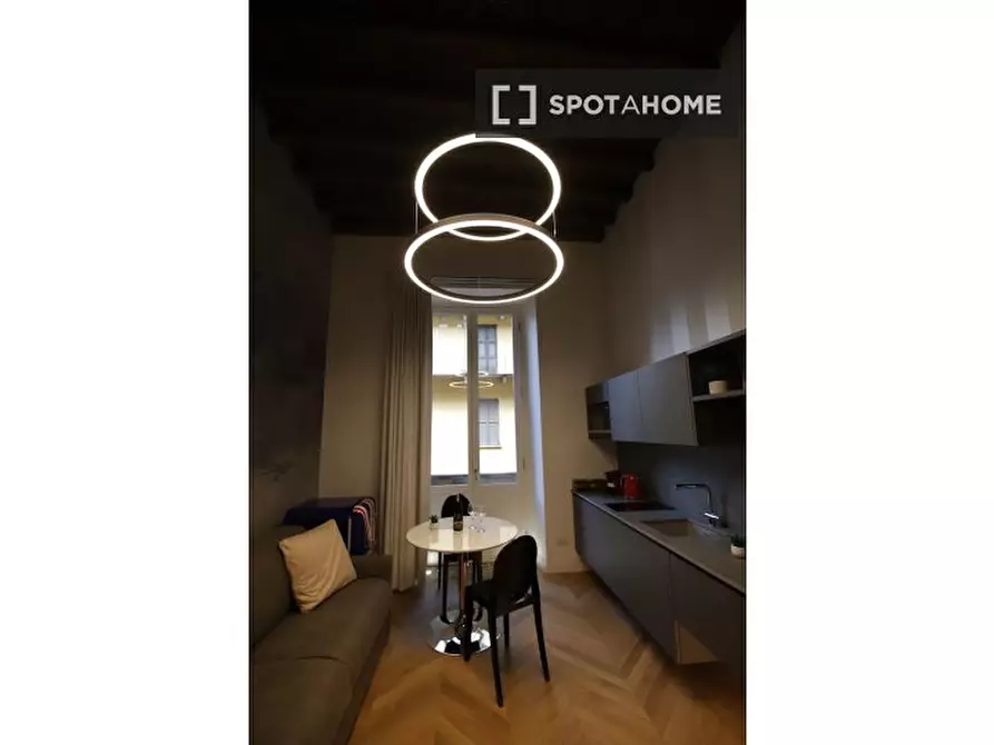 Immagine 11 di Ufficio in affitto  in Via Amerigo Vespucci a Milano