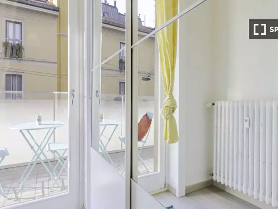 Immagine 2 di Camera condivisa in affitto  in Via Amatore Sciesa a Milano