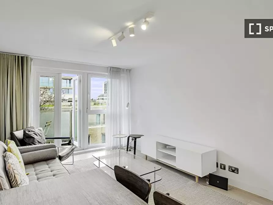 Immagine 5 di Appartamento in affitto  in Flat a 