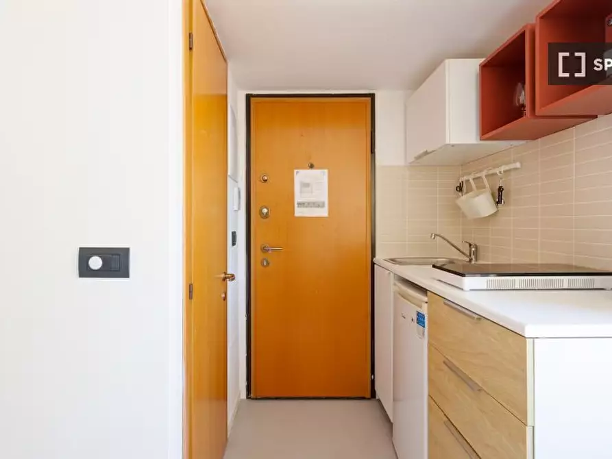 Immagine 11 di Ufficio in affitto  in Corso Magenta a Milano