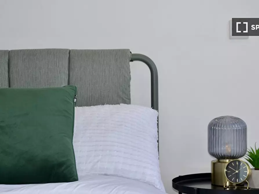 Immagine 5 di Appartamento in affitto  in Flat Syward Place a 