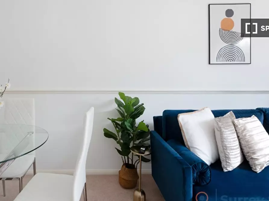 Immagine 3 di Appartamento in affitto  in Keats Ave a Reigate and Banstead