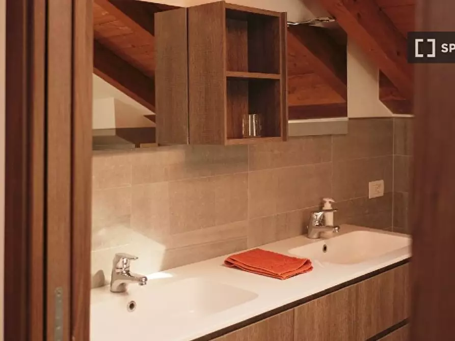 Immagine 4 di Appartamento in affitto  in Via Ampola a Milano