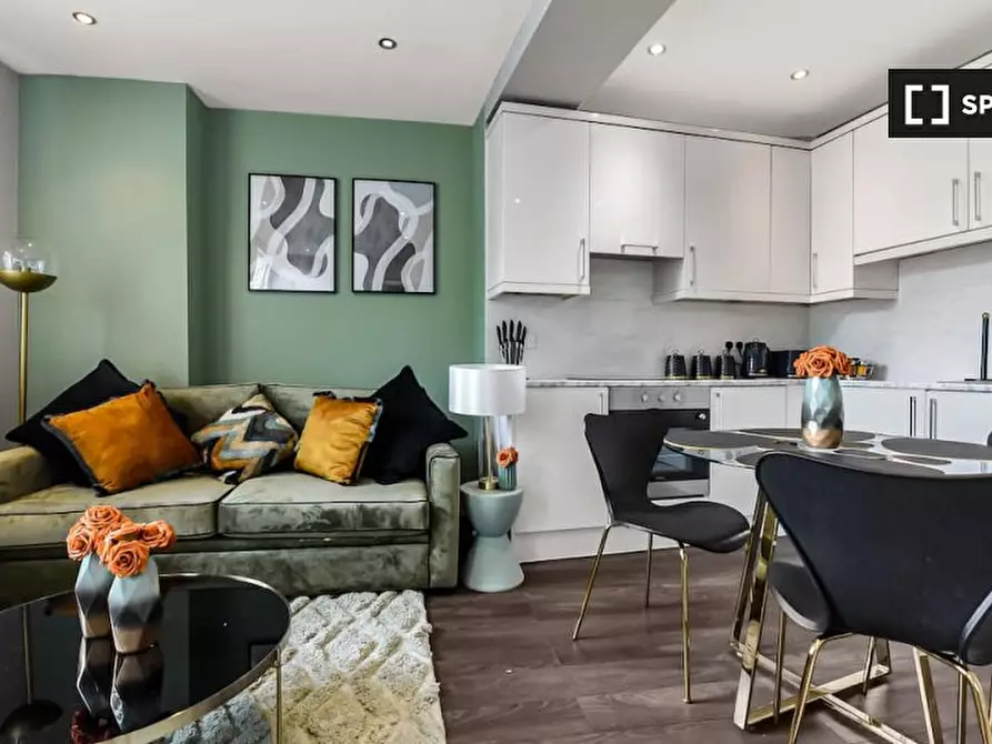 Immagine 18 di Appartamento in affitto  in Flat a Camden Town