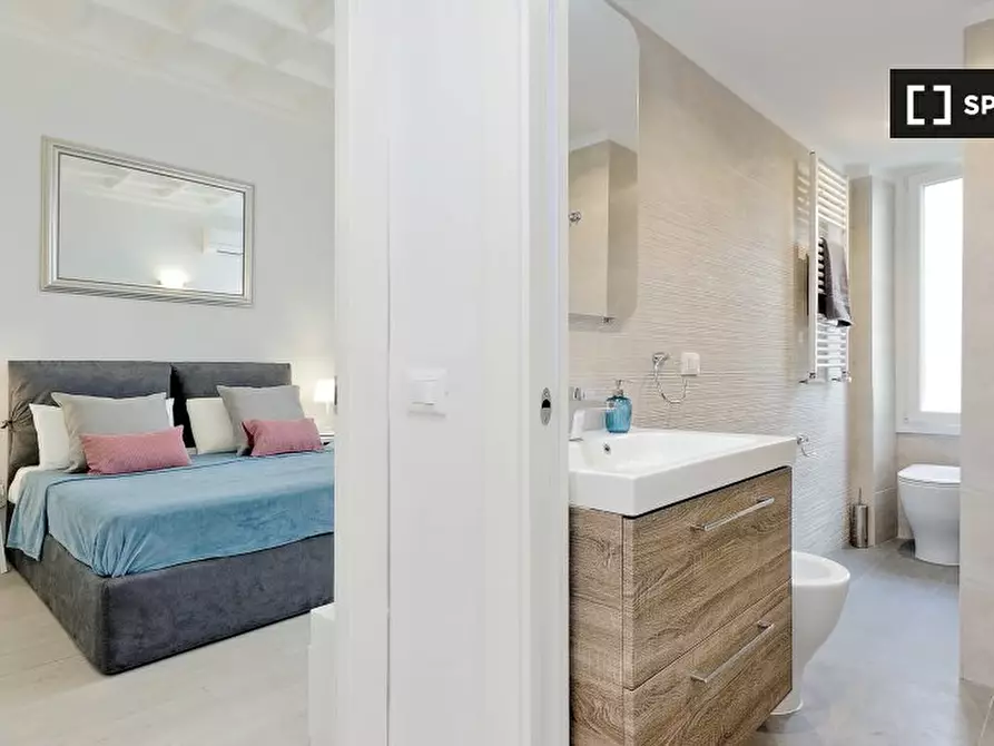 Immagine 13 di Appartamento in affitto  in Via Margutta a Roma