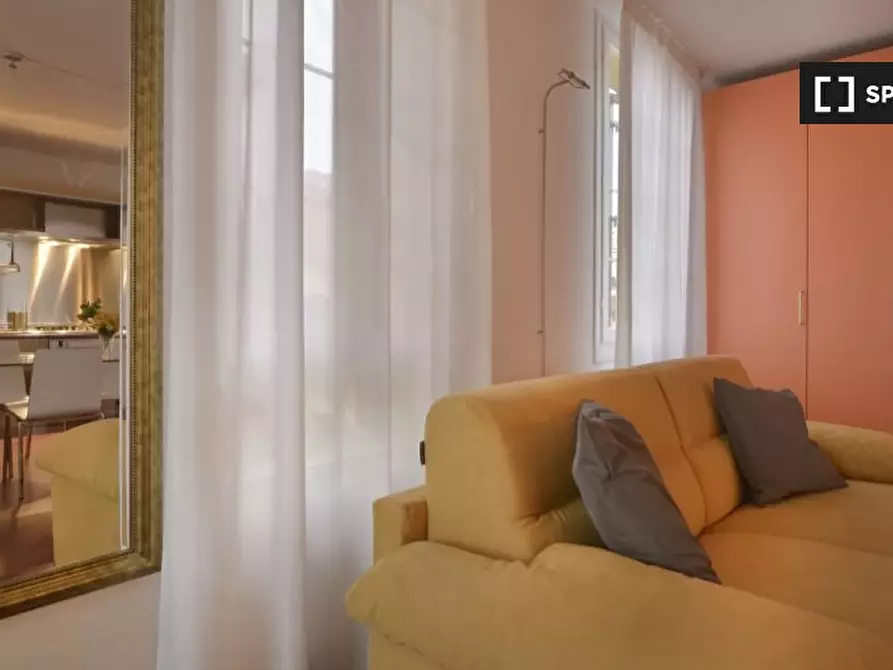 Immagine 3 di Appartamento in affitto  in Via delle Moline a Bologna