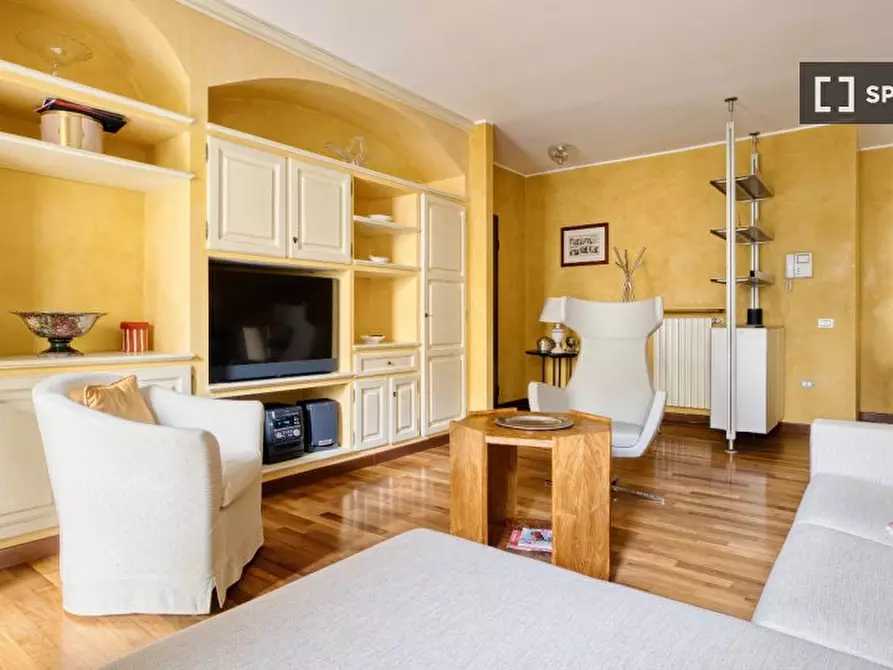 Immagine 4 di Appartamento in affitto  in Via Scaldasole a Milano