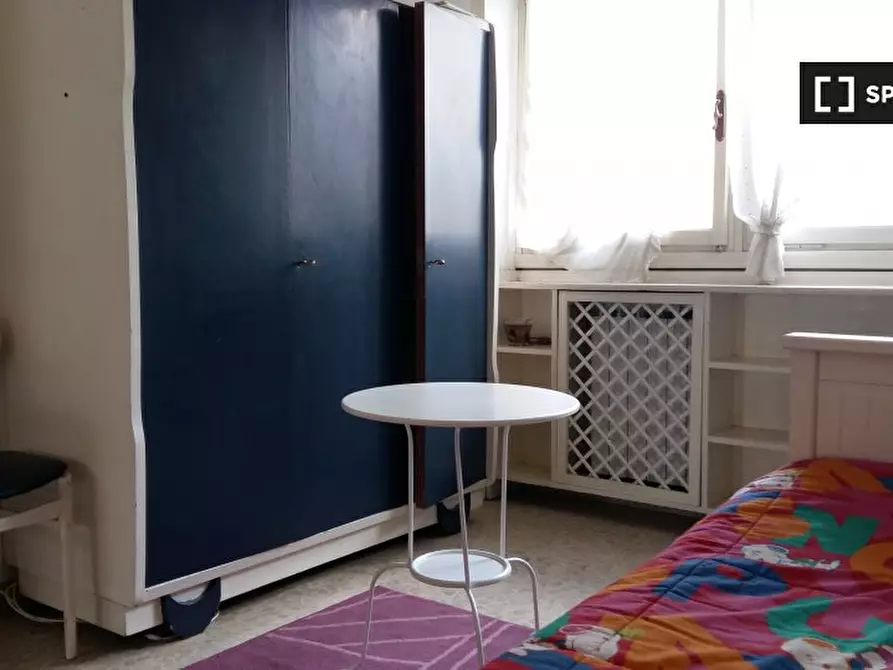 Immagine 5 di Camera condivisa in affitto  in Via Val Padana a Roma