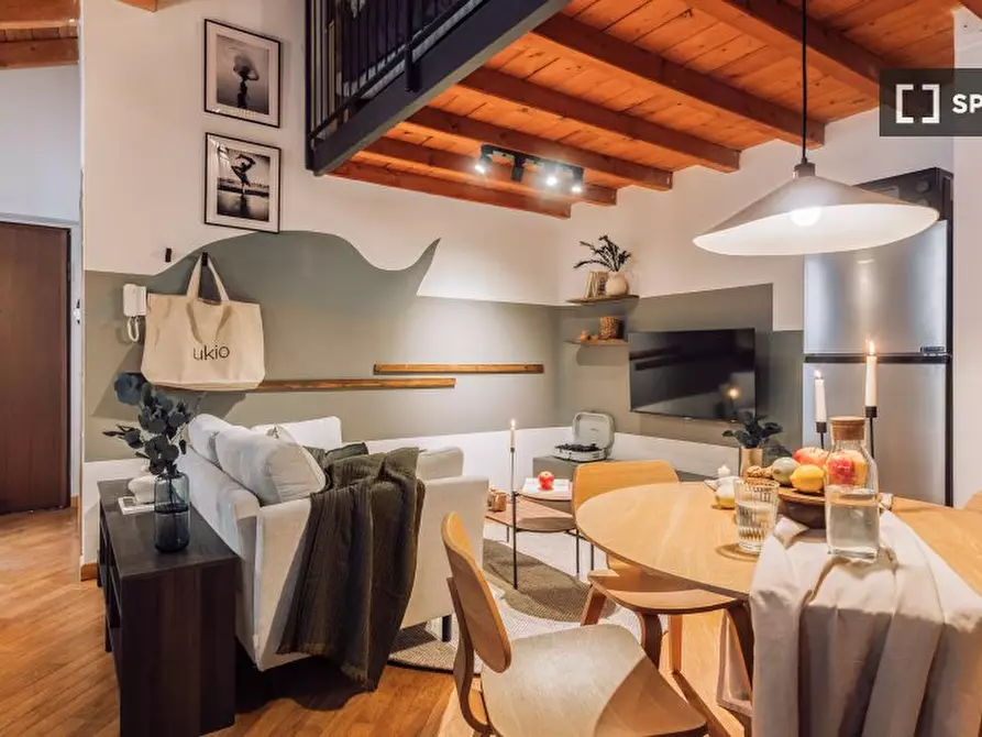 Immagine 7 di Appartamento in affitto  in Via dell'Orso a Milano