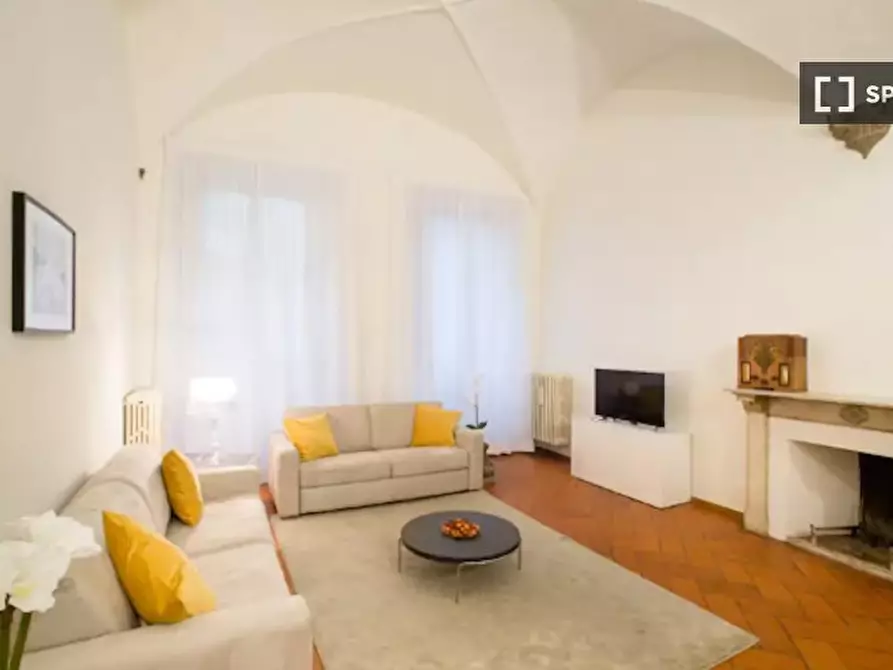 Immagine 2 di Appartamento in affitto  in Borgo Santi Apostoli a Firenze