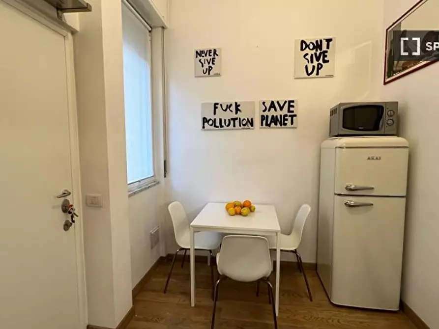 Immagine 5 di Appartamento in affitto  in Via Melzo a Milano