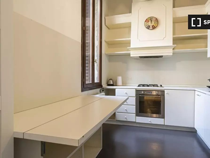 Immagine 9 di Appartamento in affitto  in Via dell' Oriuolo a Firenze