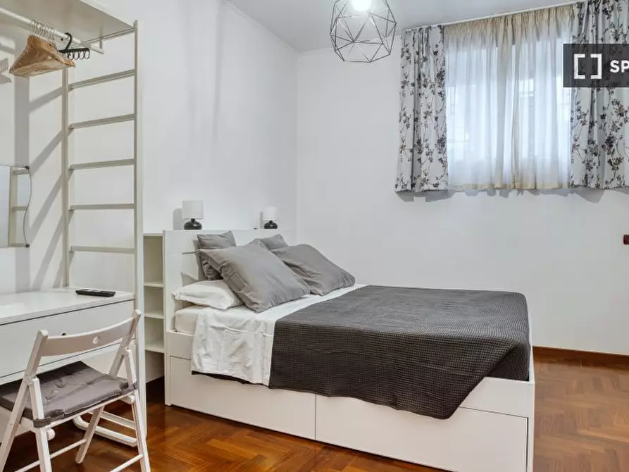 Immagine 8 di Appartamento in affitto  in V.le Leonardo da Vinci a Roma