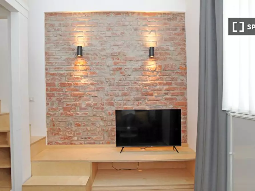 Immagine 11 di Appartamento in affitto  in Via Correggio a Milano