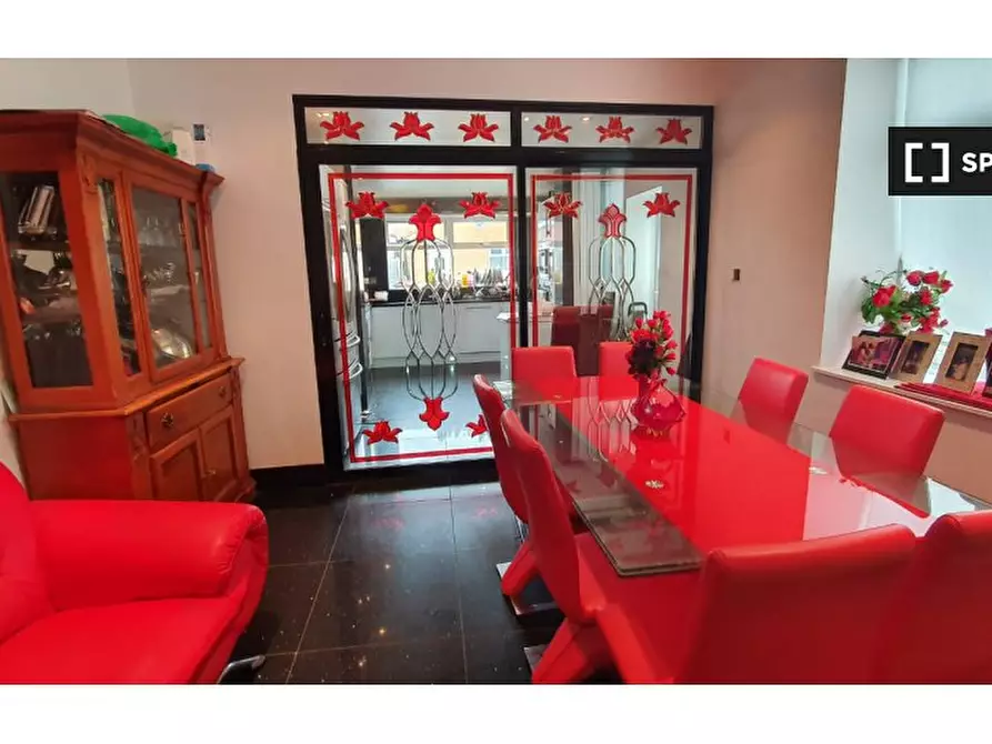 Immagine 9 di Camera condivisa in affitto  in Tenby Rd a Barking