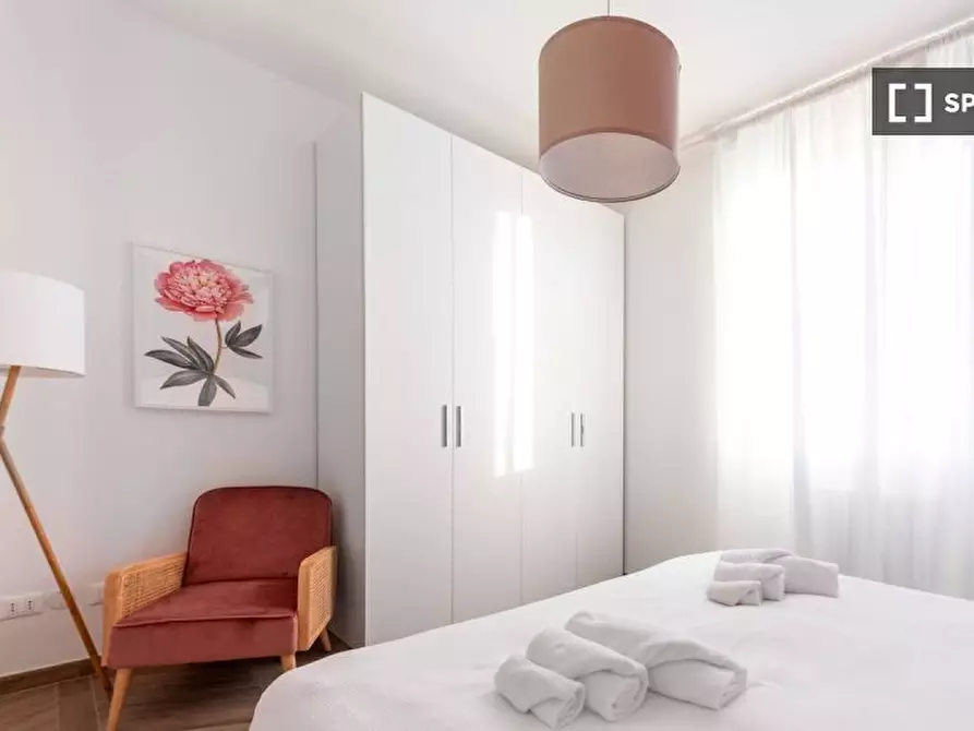 Immagine 2 di Appartamento in affitto  in Via Giuseppe Massarenti a Bologna