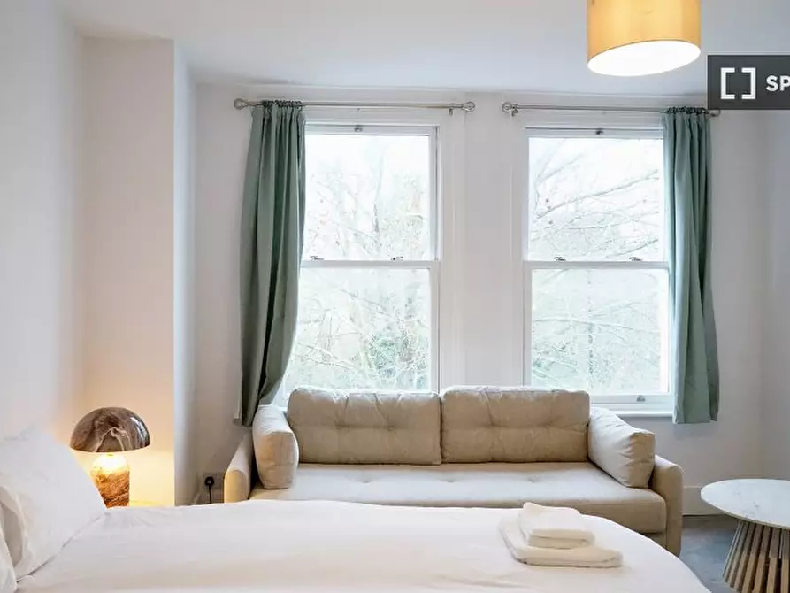 Immagine 4 di Appartamento in affitto  in flat a Tottenham