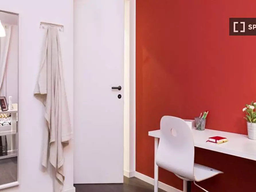 Immagine 7 di Camera condivisa in affitto  in Via Antonio Canova a Milano