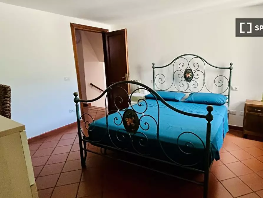 Immagine 12 di Camera condivisa in affitto  in Via di Mezzo a Poggiodomo