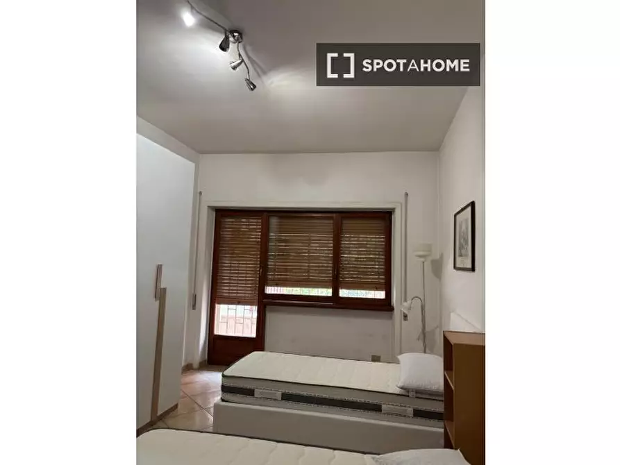 Immagine 7 di Appartamento in affitto  in Via Cupa a Roma