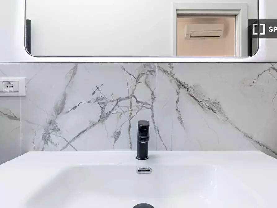 Immagine 12 di Appartamento in affitto  in Via Vittorio Scialoia a Milano