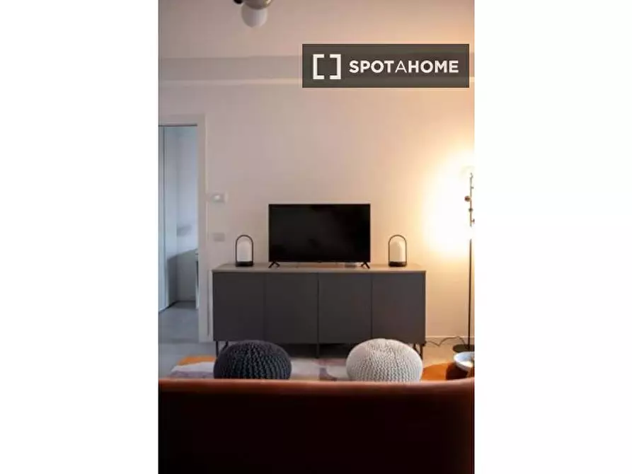 Immagine 4 di Appartamento in affitto  in Via Ermenegildo Cantoni a Milano