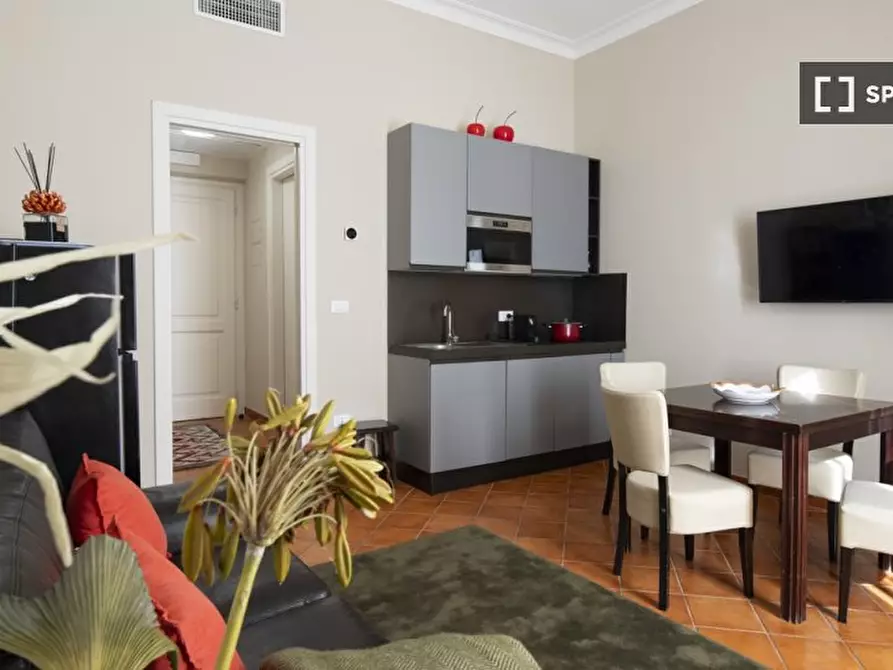 Immagine 8 di Appartamento in affitto  in Via Cavour a Roma