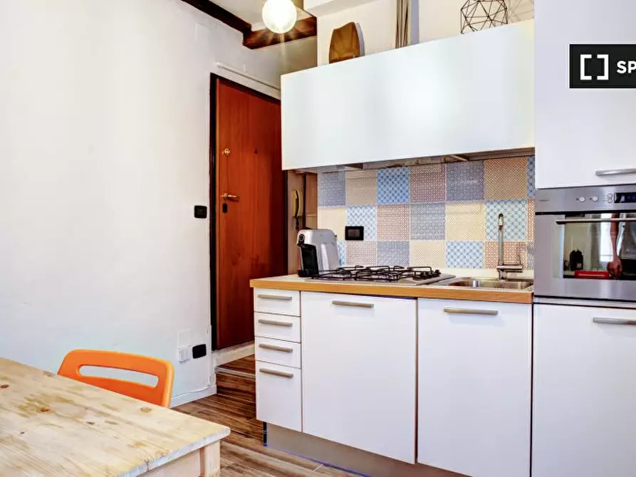 Immagine 8 di Appartamento in affitto  in Via Broccaindosso a Bologna