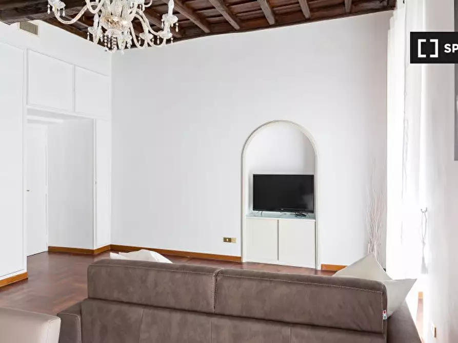 Immagine 15 di Appartamento in affitto  in Via Sistina a Roma